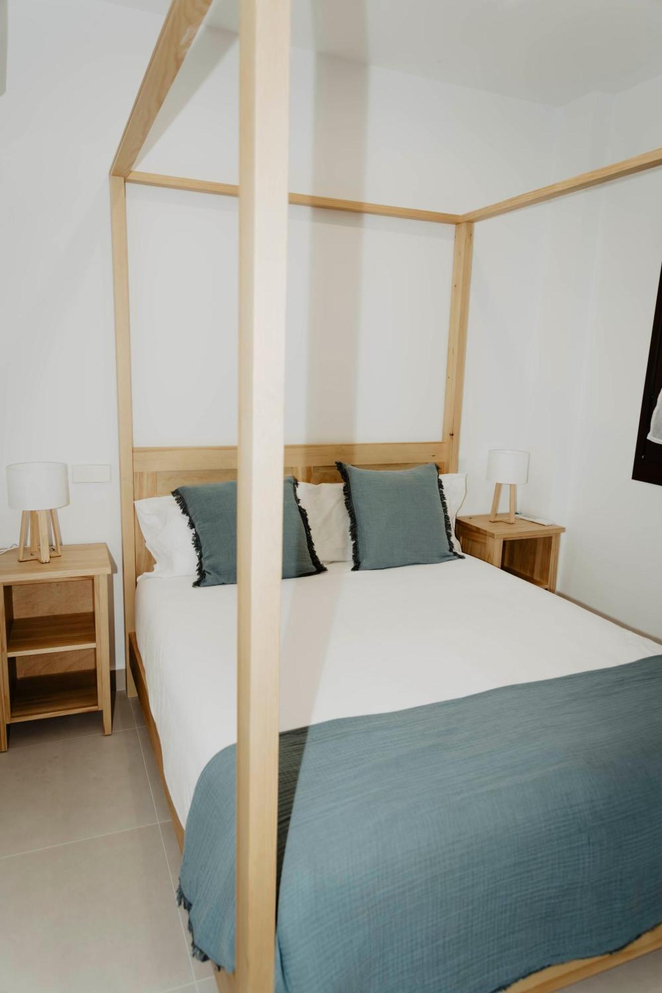 Portal De Santiago Apartment Caces Екстериор снимка